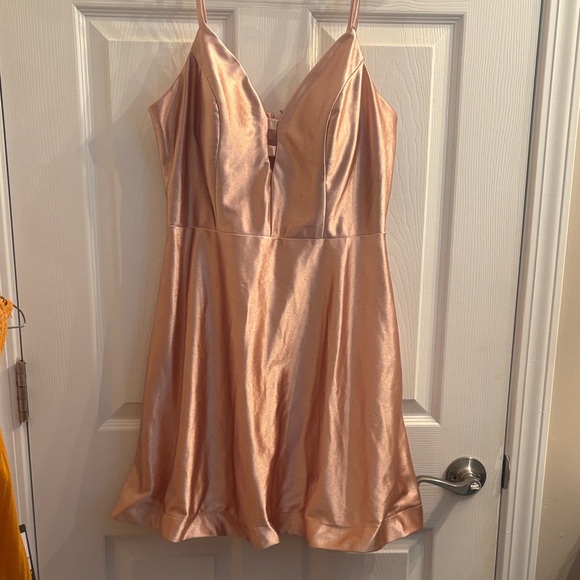 Elegant Rose Gold Satin Dress - Picture 1 of 4